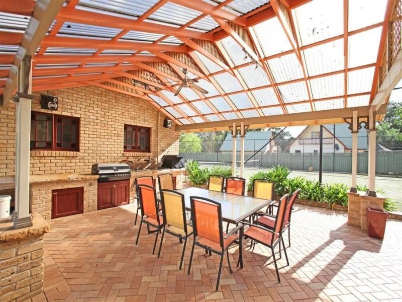 10 Cawdor Farms Road, Grasmere NSW 2570