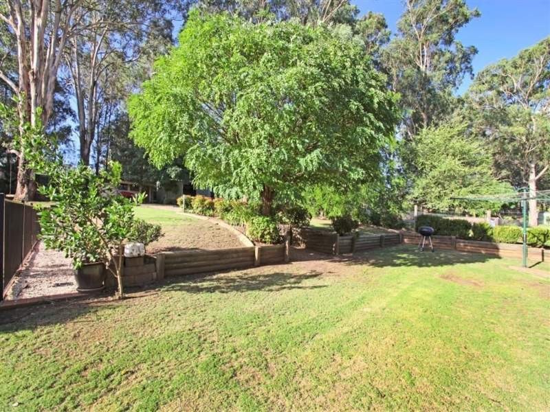 10 Cawdor Farms Road, Grasmere NSW 2570