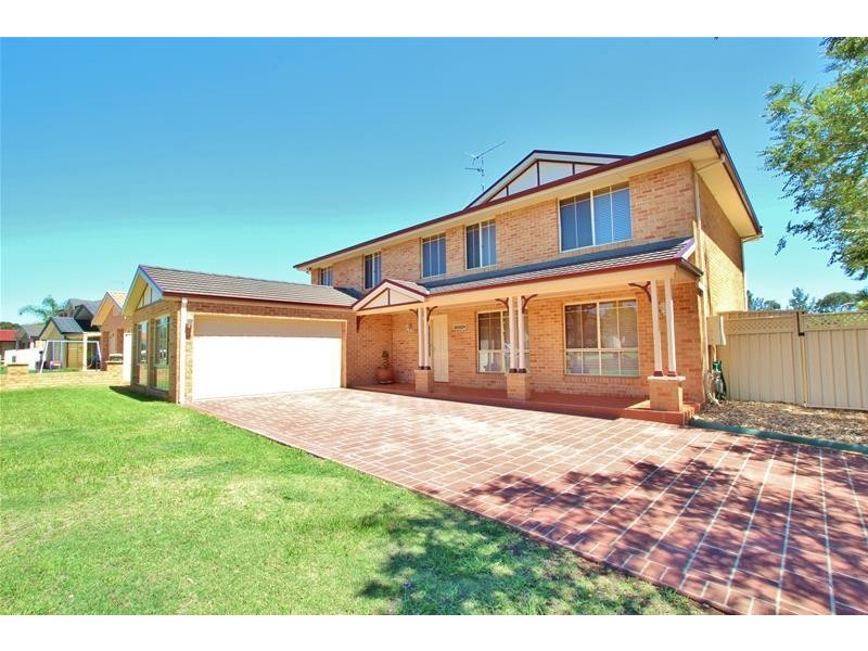 20 Pearson Crescent, Harrington Park NSW 2567