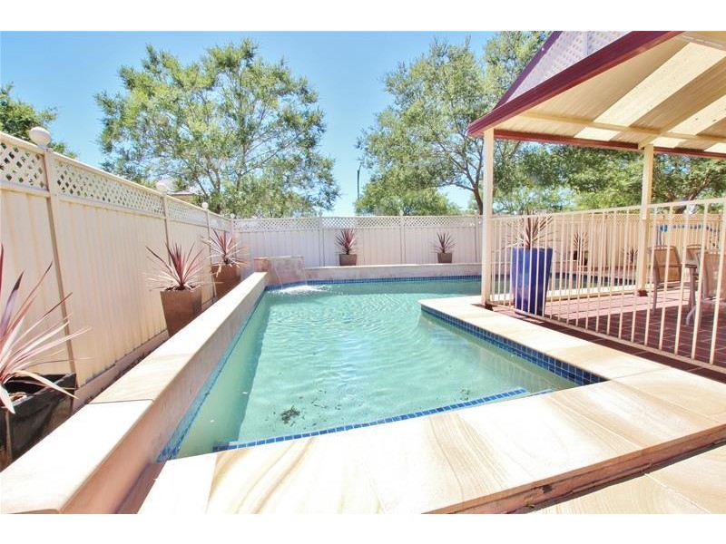 20 Pearson Crescent, Harrington Park NSW 2567