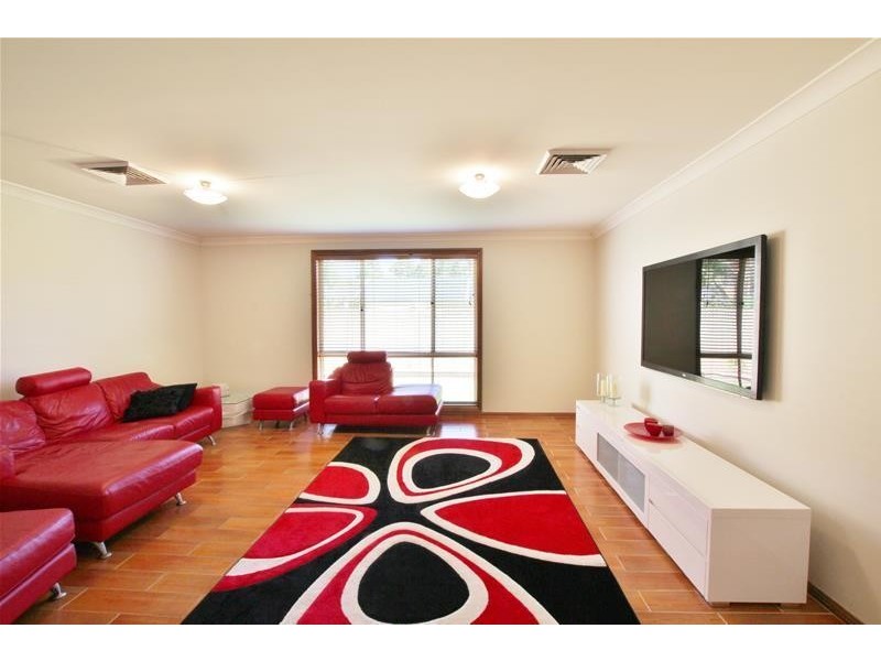 20 Pearson Crescent, Harrington Park NSW 2567