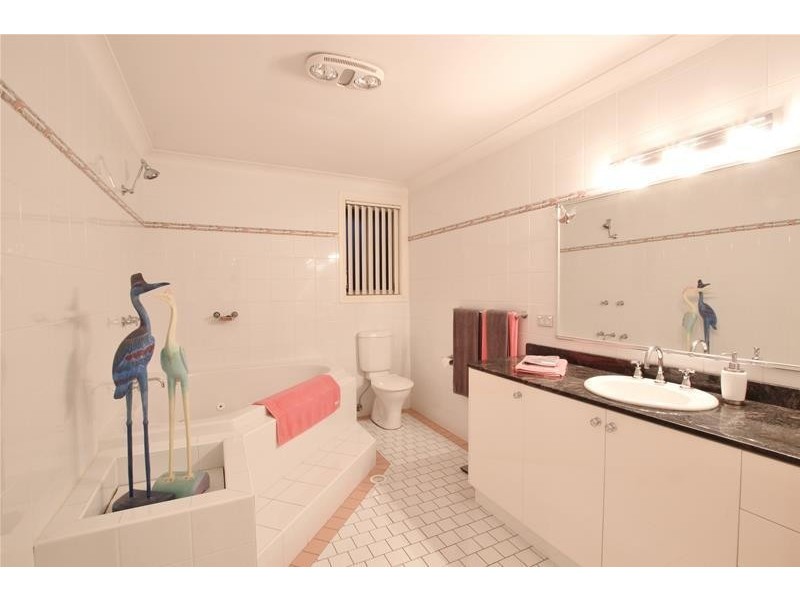 4 Denbigh Place, Harrington Park NSW 2567