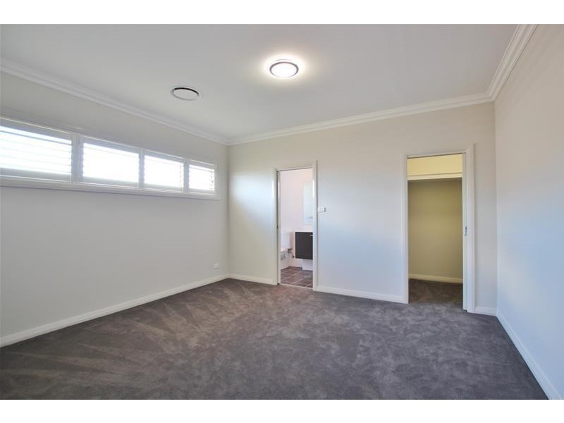 38 Bond Street, Oran Park NSW 2570
