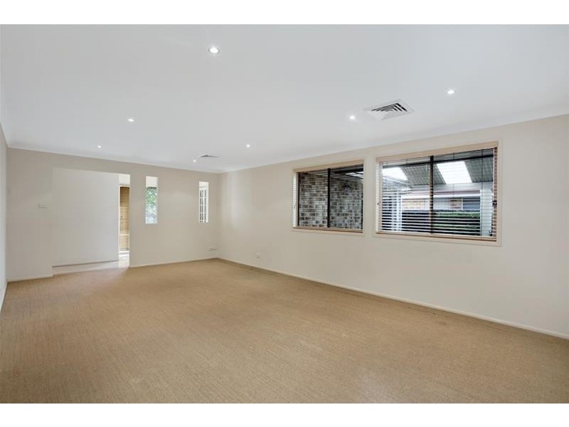 5 Sir Warwick Fairfax Drive, Harrington Park NSW 2567
