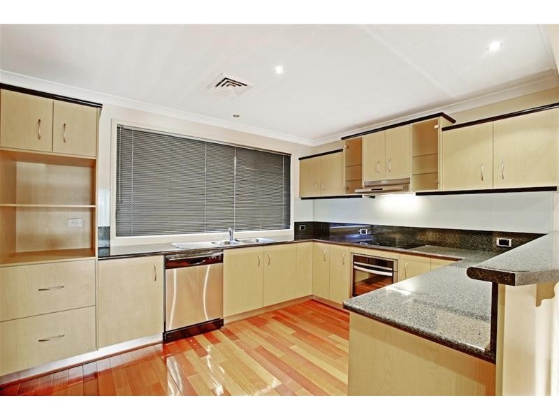 5 Sir Warwick Fairfax Drive, Harrington Park NSW 2567