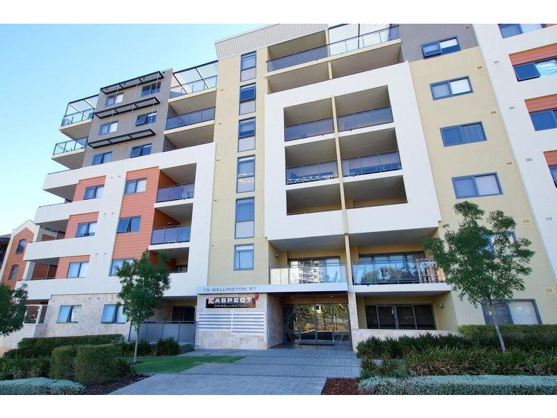 51/18 Wellington Street, East Perth WA 6004