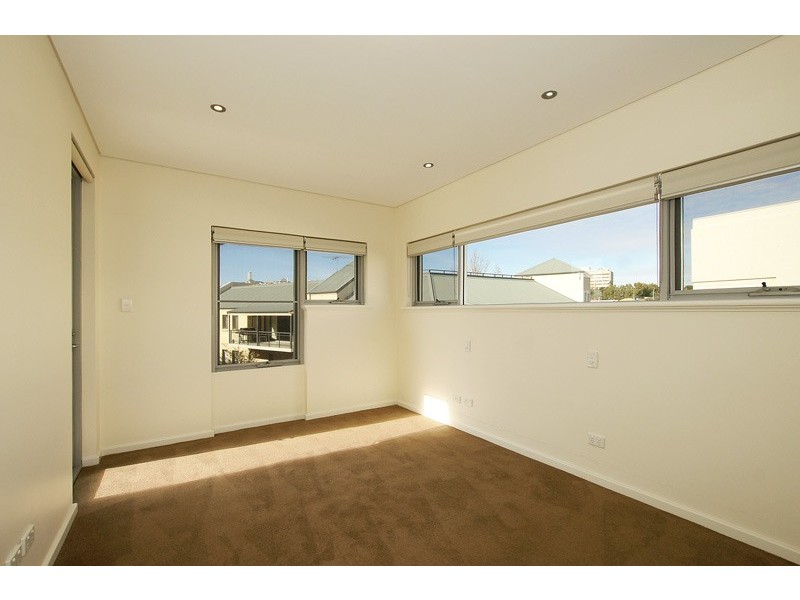 11/22 Eastbrook Terrace, East Perth WA 6004