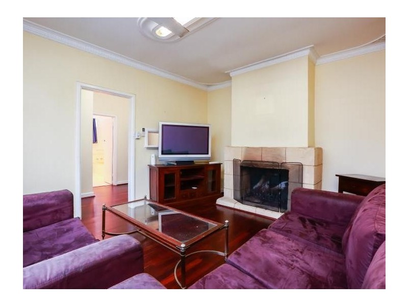 17 Peachey Avenue, Kewdale WA 6105