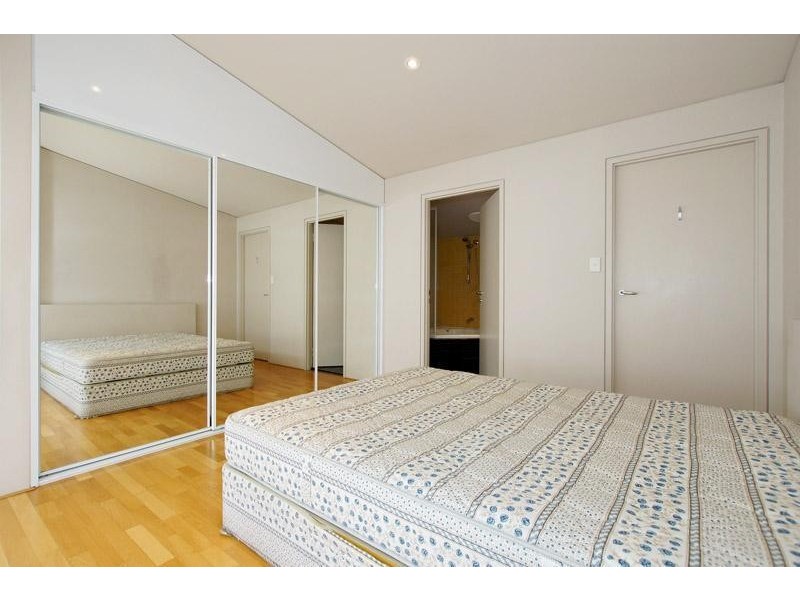 2/103 Cambridge Street, West Leederville WA 6007