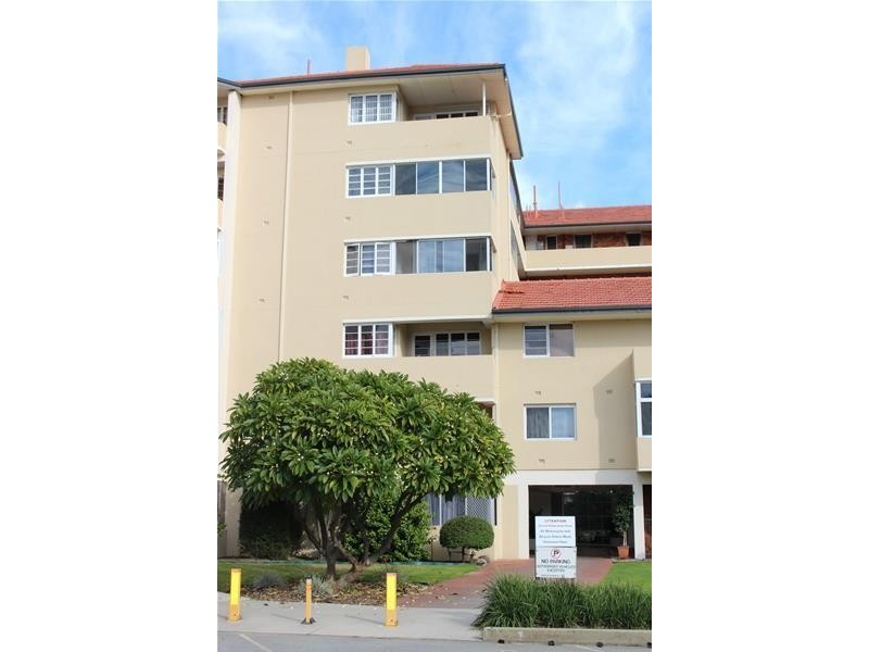 103/45 Adelaide Terrace, East Perth WA 6004