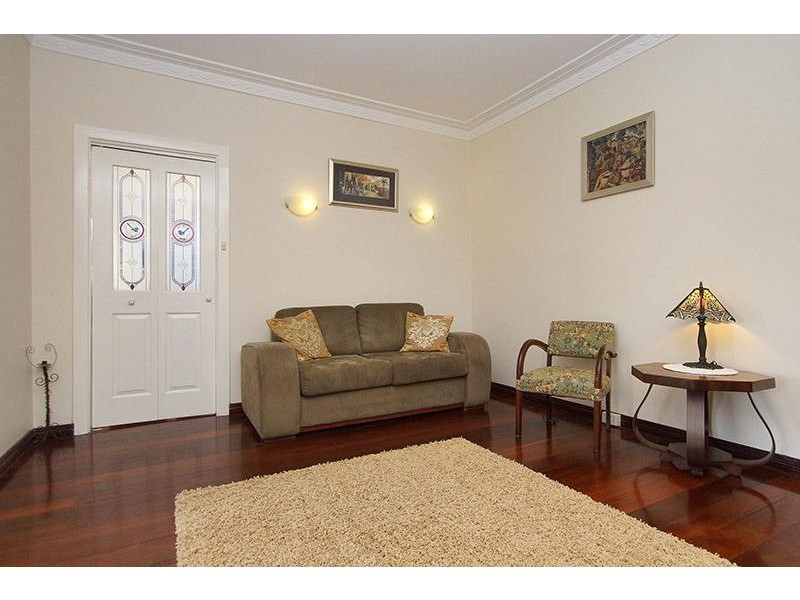 1 Francis Street, Bayswater WA 6053