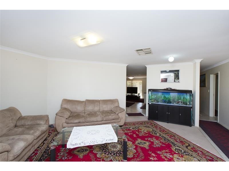 5 Kanani Drive, Canning Vale WA 6155