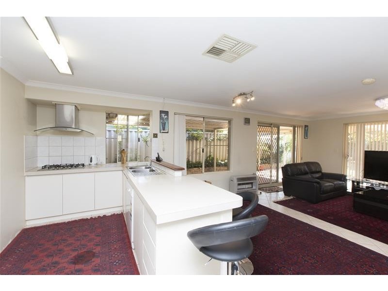 5 Kanani Drive, Canning Vale WA 6155