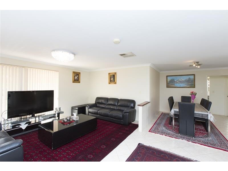 5 Kanani Drive, Canning Vale WA 6155