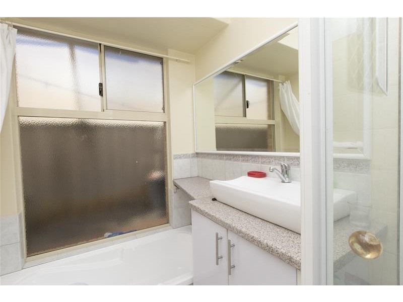 5 Kanani Drive, Canning Vale WA 6155