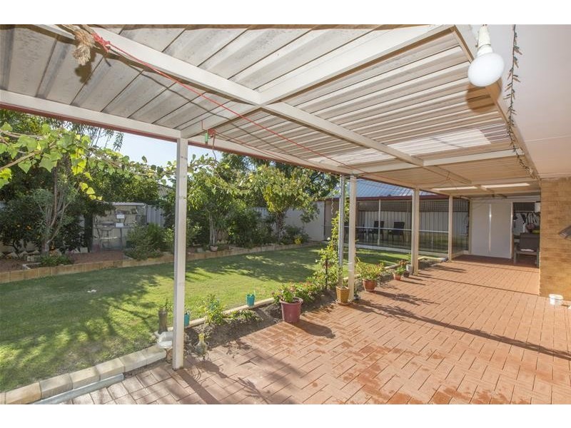 5 Kanani Drive, Canning Vale WA 6155