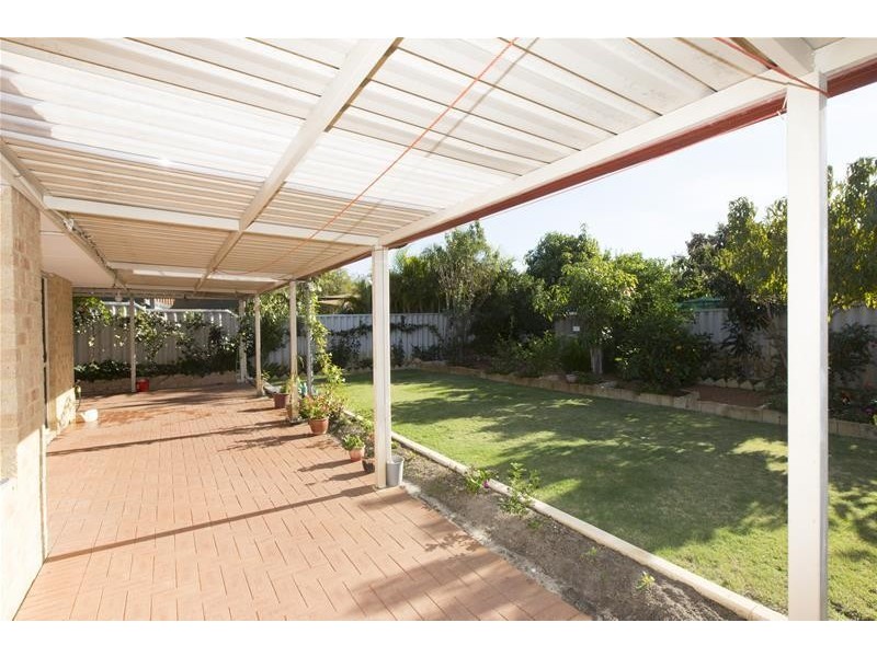 5 Kanani Drive, Canning Vale WA 6155