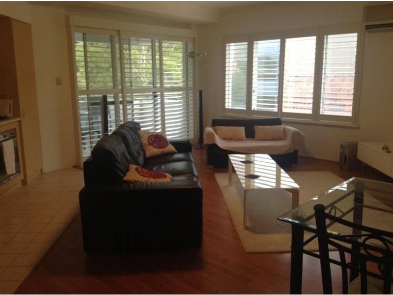 4.2/170 Adelaide Terrace, East Perth WA 6004