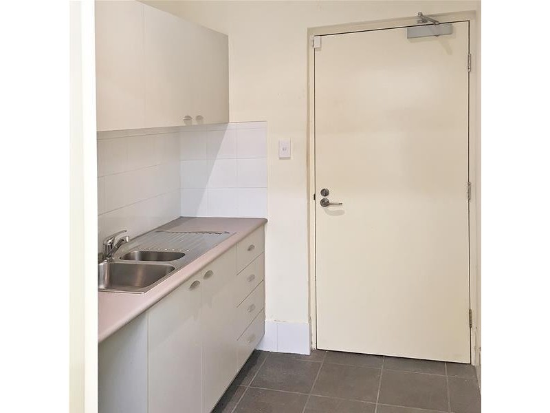 4/2 Pisconeri Street, Perth WA 6000