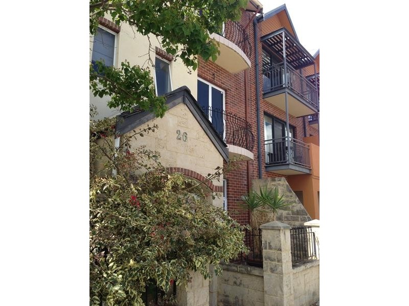 2/26 Kensington Street, East Perth WA 6004