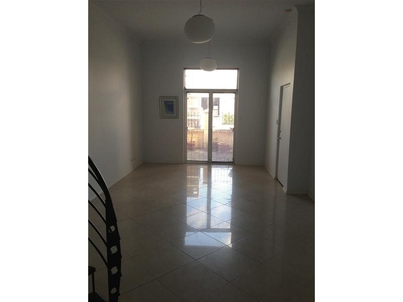 2/26 Kensington Street, East Perth WA 6004