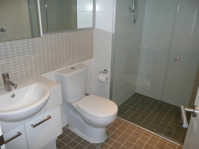 17/2 Bremer Promenade, East Perth WA 6004