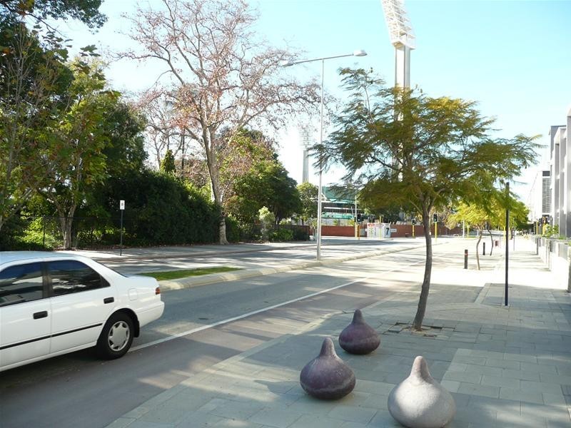 17/2 Bremer Promenade, East Perth WA 6004