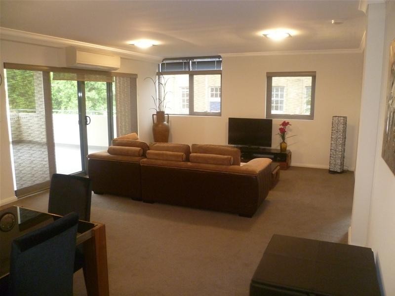 66/18 Wellington Street, East Perth WA 6004