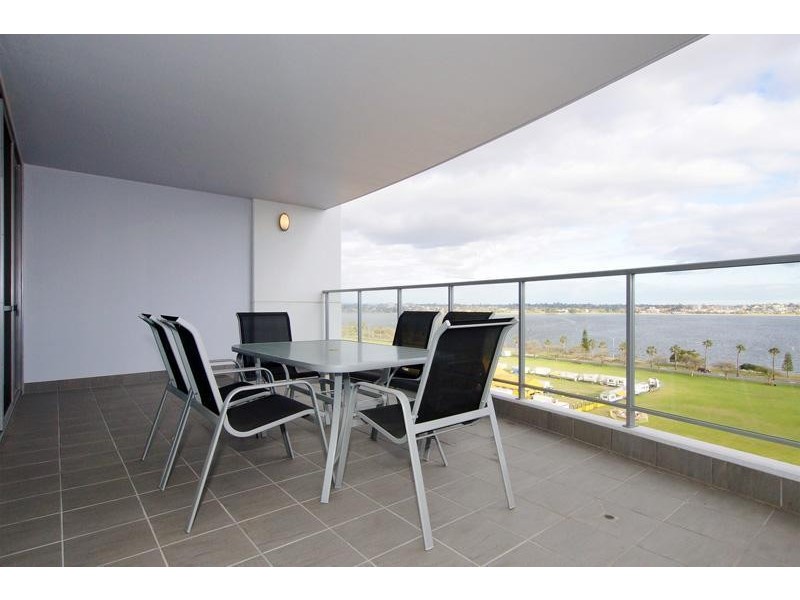 96/132 Terrace Road, Perth WA 6000