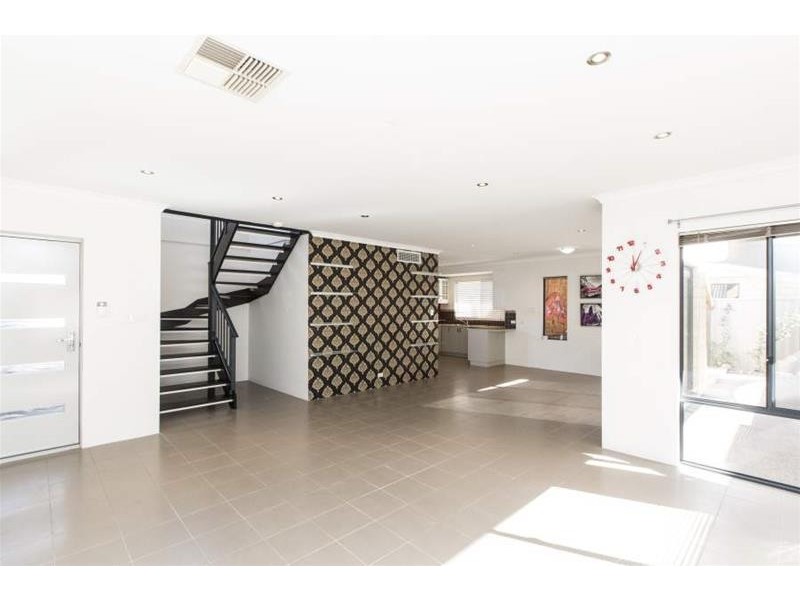 6/84 Cohn Street, Kewdale WA 6105