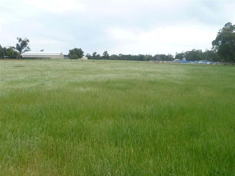 596 Walker Road, Serpentine WA 6125