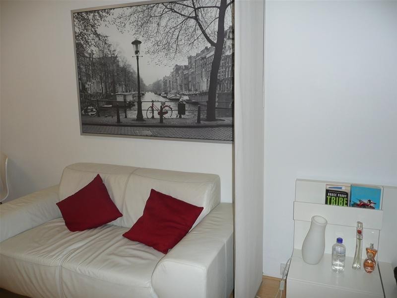 201/130a Mounts Bay Road, Perth WA 6000