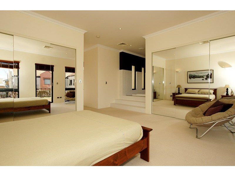 5 Tallow Tree Crescent, Subiaco WA 6008