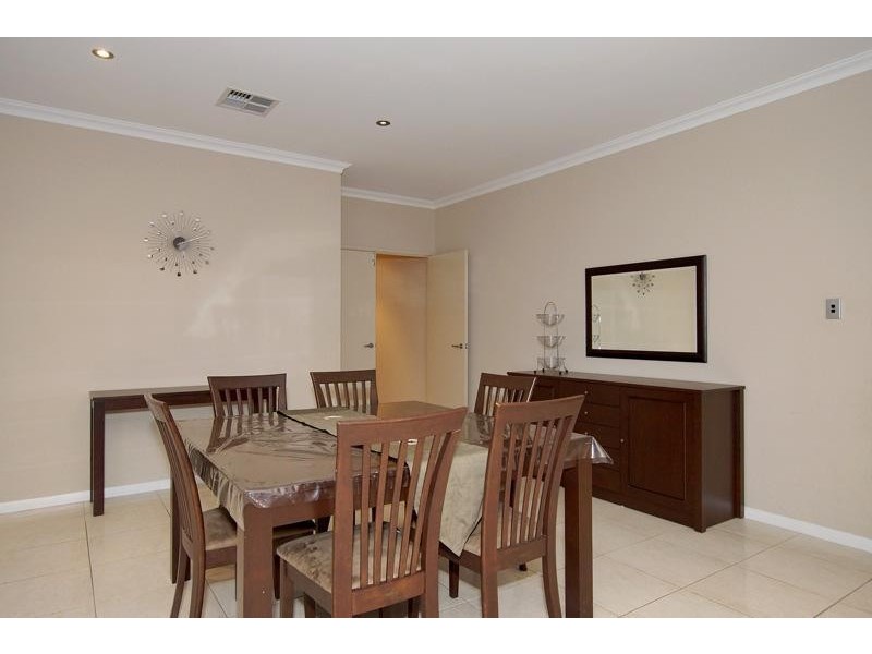 46 Honeymyrtle Turn, Stirling WA 6021