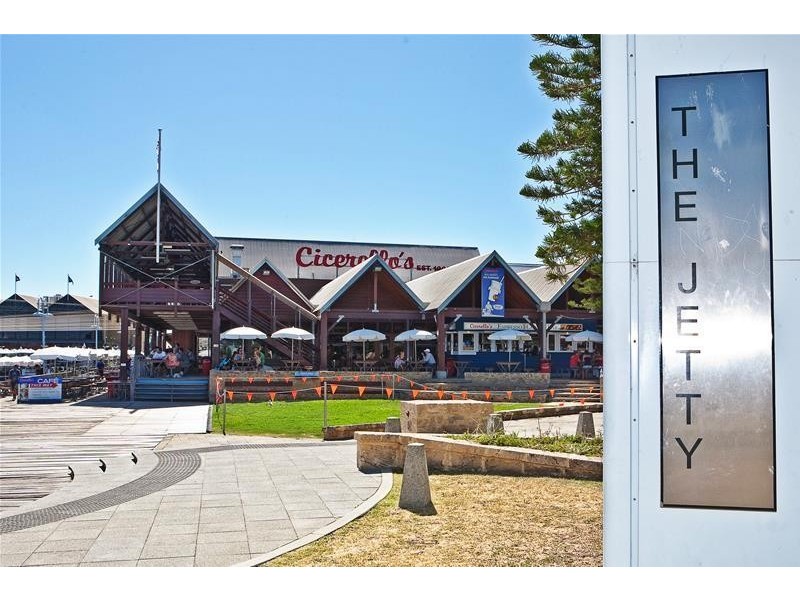 18/10 Quarry Street, Fremantle WA 6160