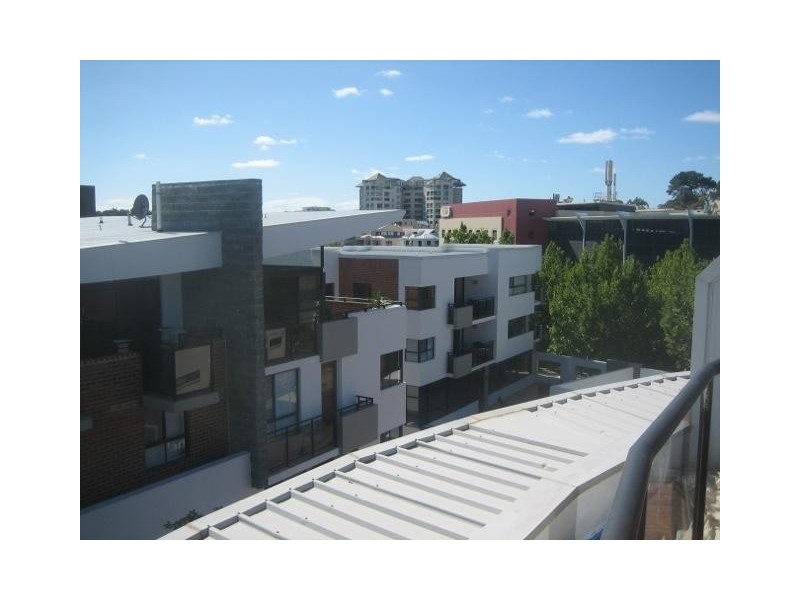 1/10 Eastbrook  Terrace, East Perth WA 6004