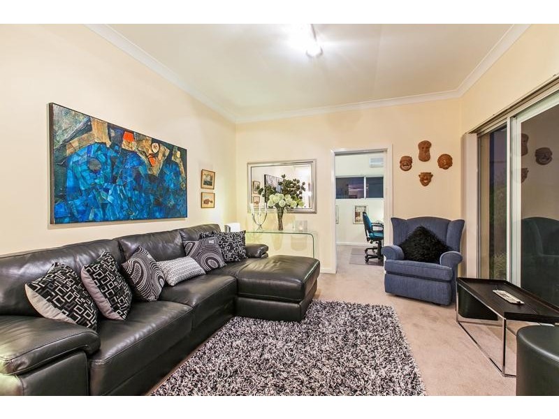 9A Kennedy Street, Melville WA 6156