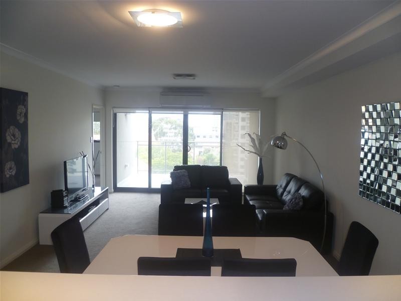 76/18 Wellington Street, East Perth WA 6004