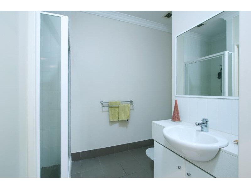 24/118 Royal Street, East Perth WA 6004