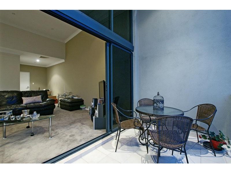 24/118 Royal Street, East Perth WA 6004