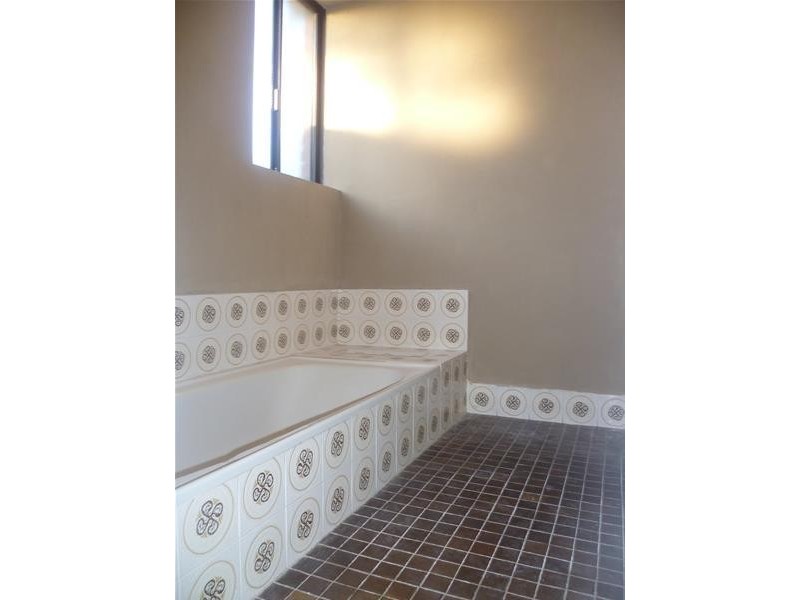 24 Poynter Drive, Duncraig WA 6023