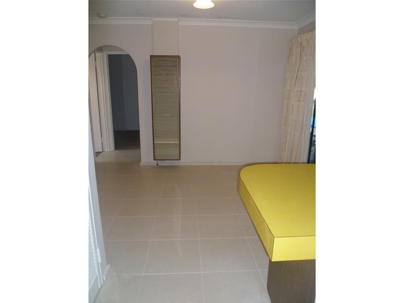 24 Poynter Drive, Duncraig WA 6023