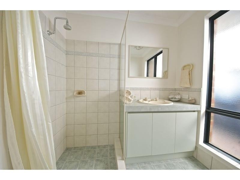 1/188 Kitchener Road, Booragoon WA 6154