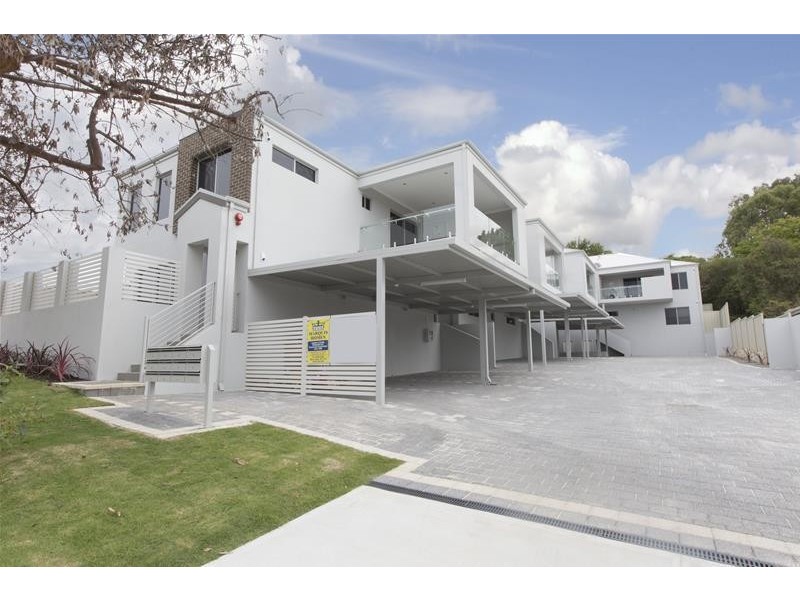 7 Mahlberg Avenue, Woodlands WA 6018