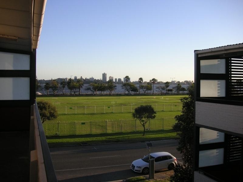34/122 Terrace Road, Perth WA 6000