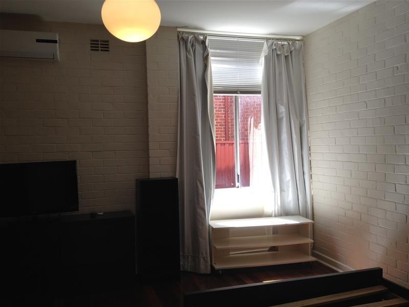 5/122 Mounts Bay Road, Perth WA 6000