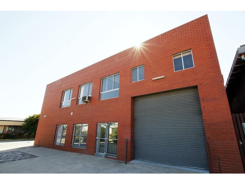 9 Irvine Street, Bayswater WA 6053