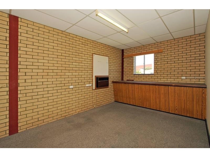 9 Irvine Street, Bayswater WA 6053