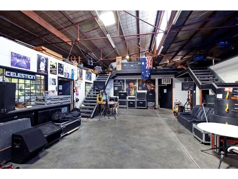 9 Irvine Street, Bayswater WA 6053