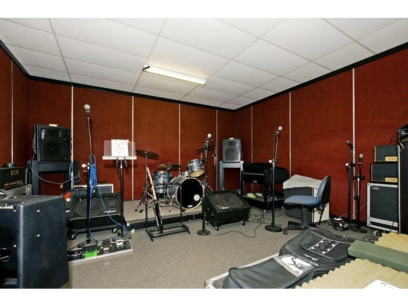 9 Irvine Street, Bayswater WA 6053